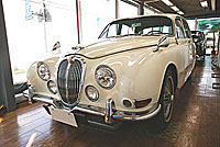 1969 JAGUAR 240